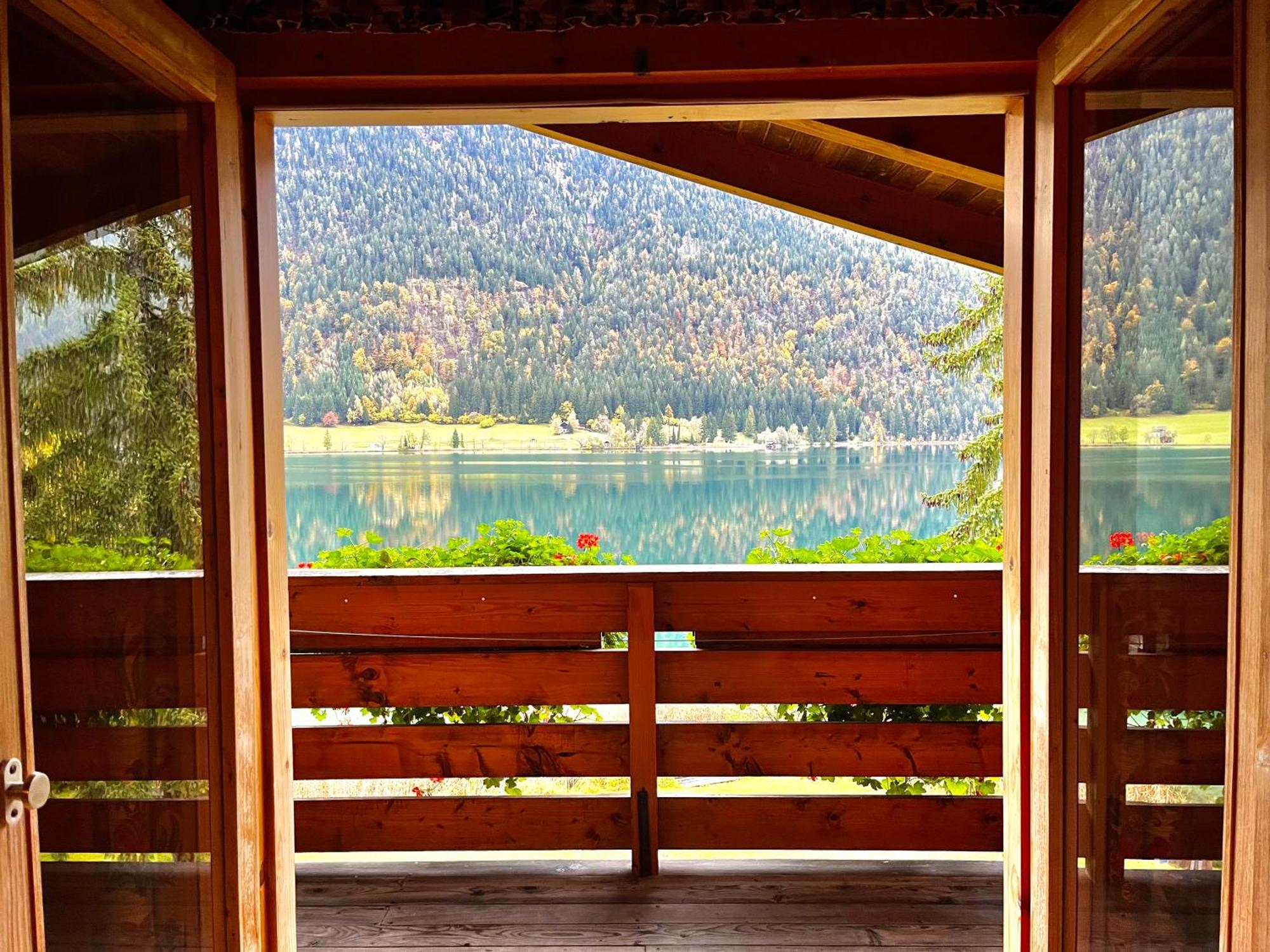 Chalets Zöhrer - Wohnen am Wasser Weissensee Exterior foto