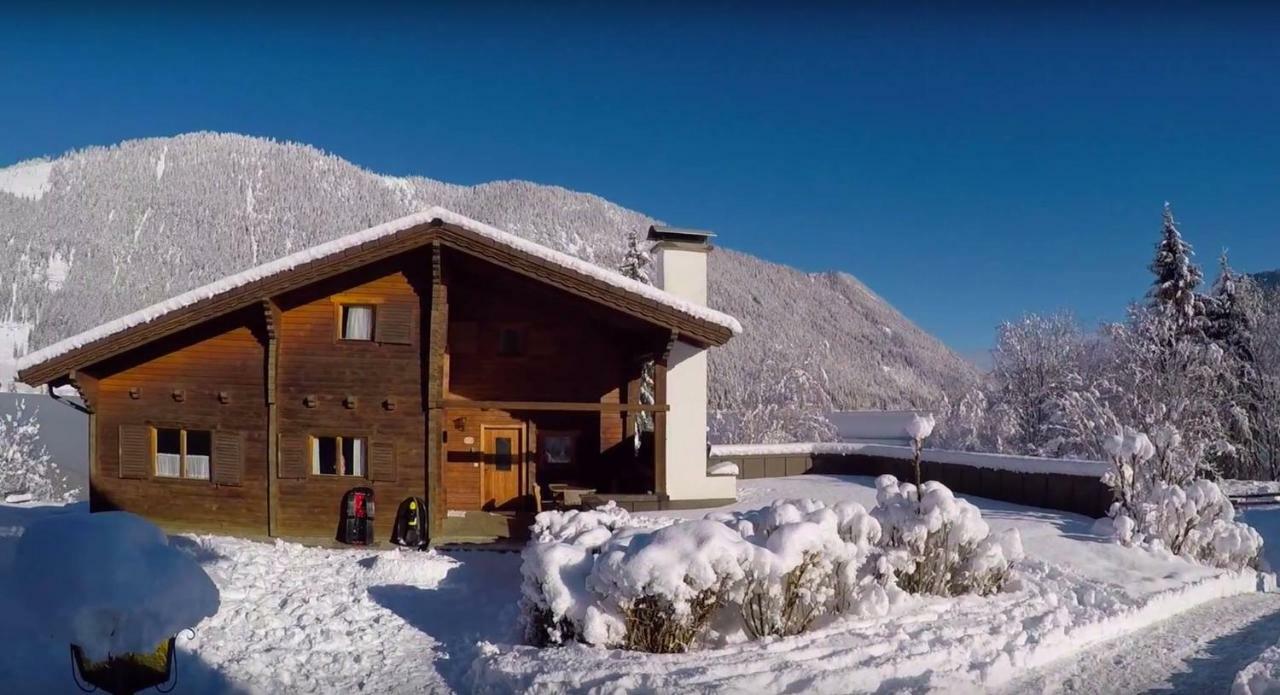 Chalets Zöhrer - Wohnen am Wasser Weissensee Exterior foto